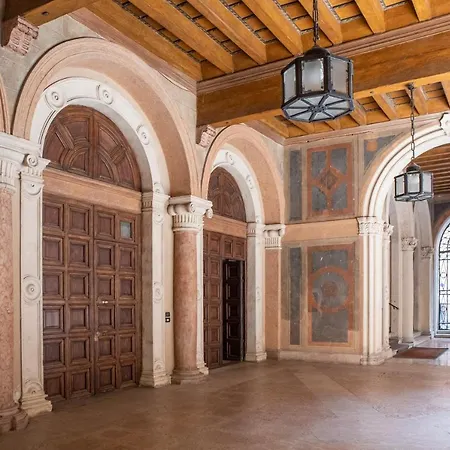 Apartment Loft Palazzo Dionisi *