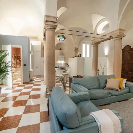 Loft Palazzo Dionisi